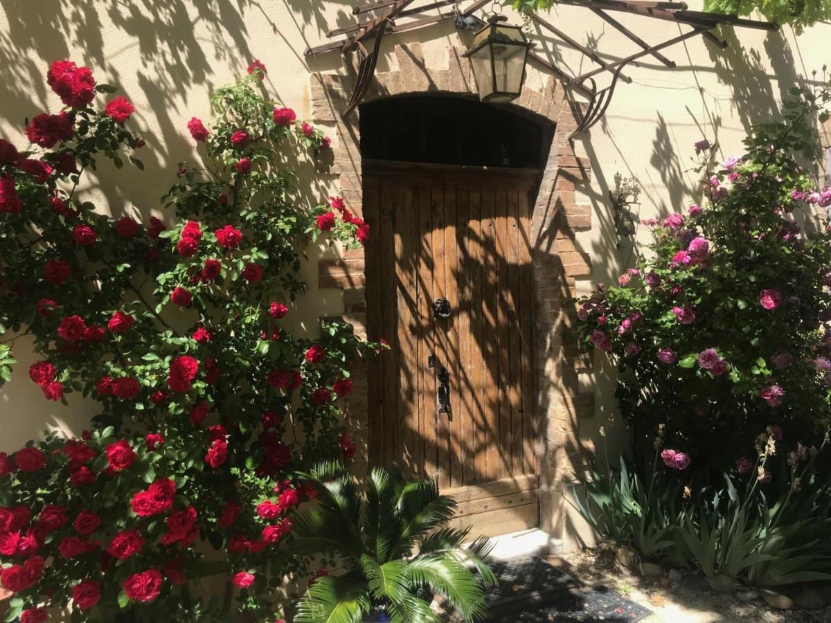Chambres D Hotes De Charme Dans Mas La Souvine Du 17Eme, Chambres Climatisees Bedarrides Exterior photo
