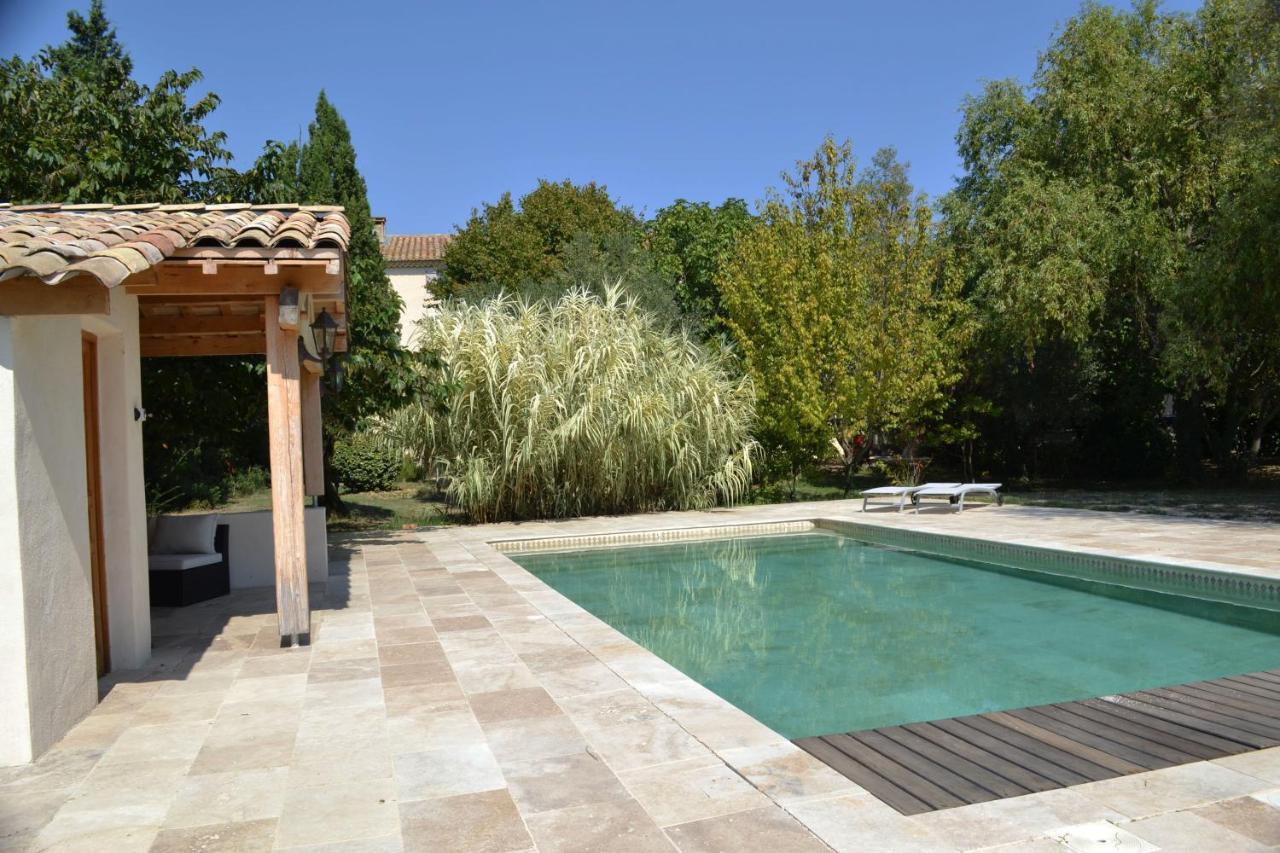 Chambres D Hotes De Charme Dans Mas La Souvine Du 17Eme, Chambres Climatisees Bedarrides Exterior photo